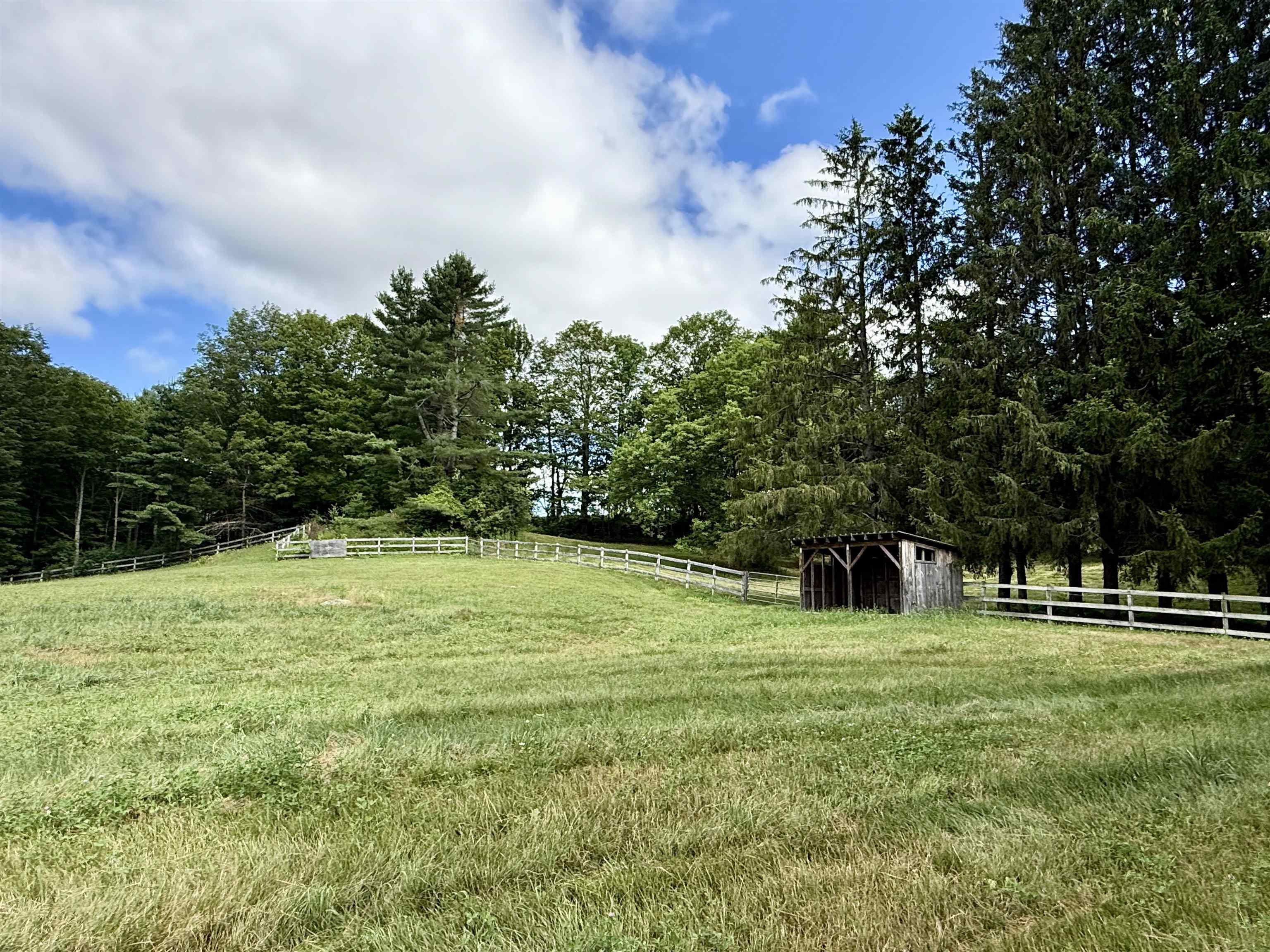 1782 Randall Road Woodstock, VT 05091 - Photo 13 of 37