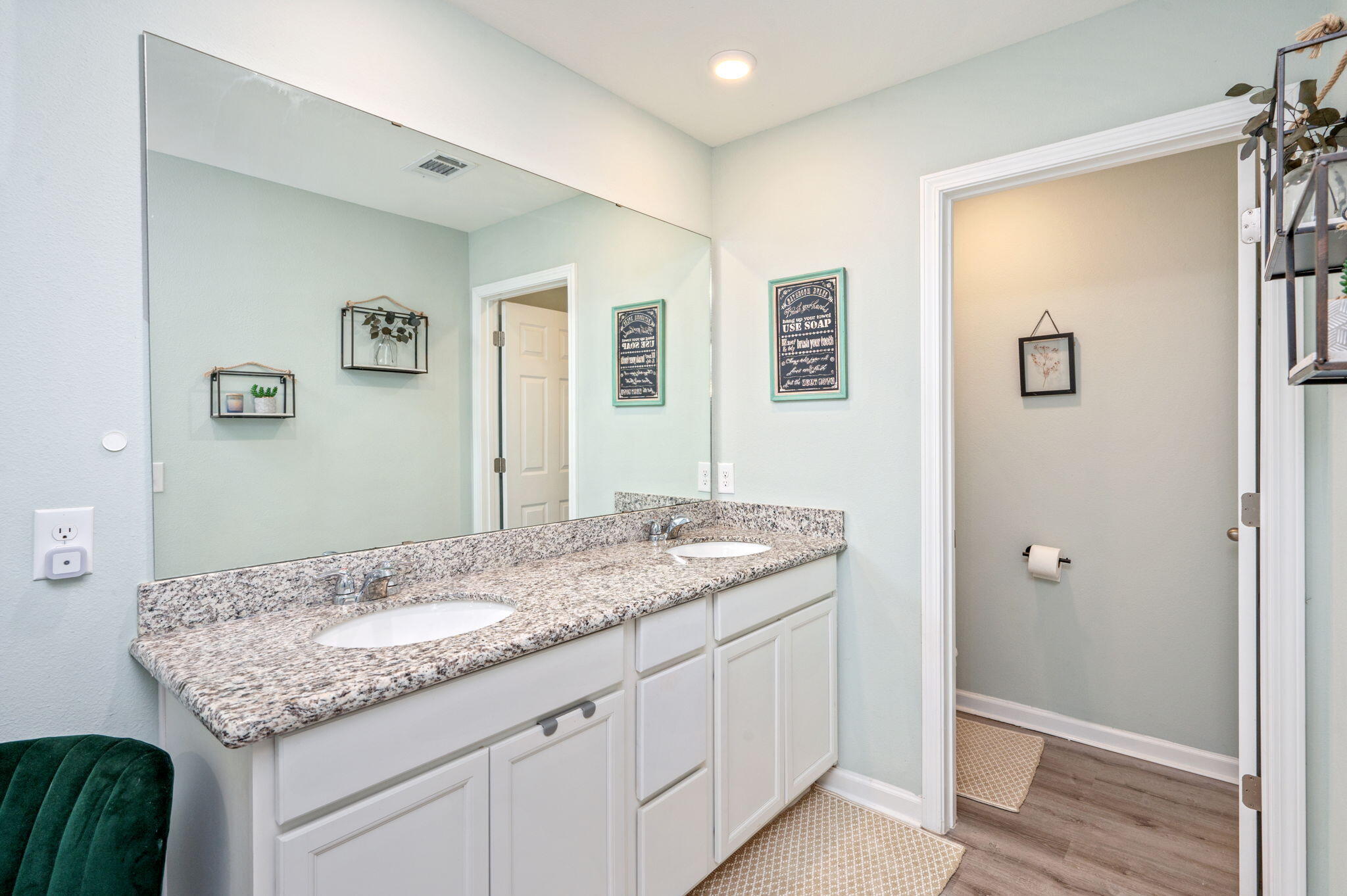6603 Angle Road Navarre, FL 32566 - Photo 24 of 49 24-web-or-mls-6603-angle-rd