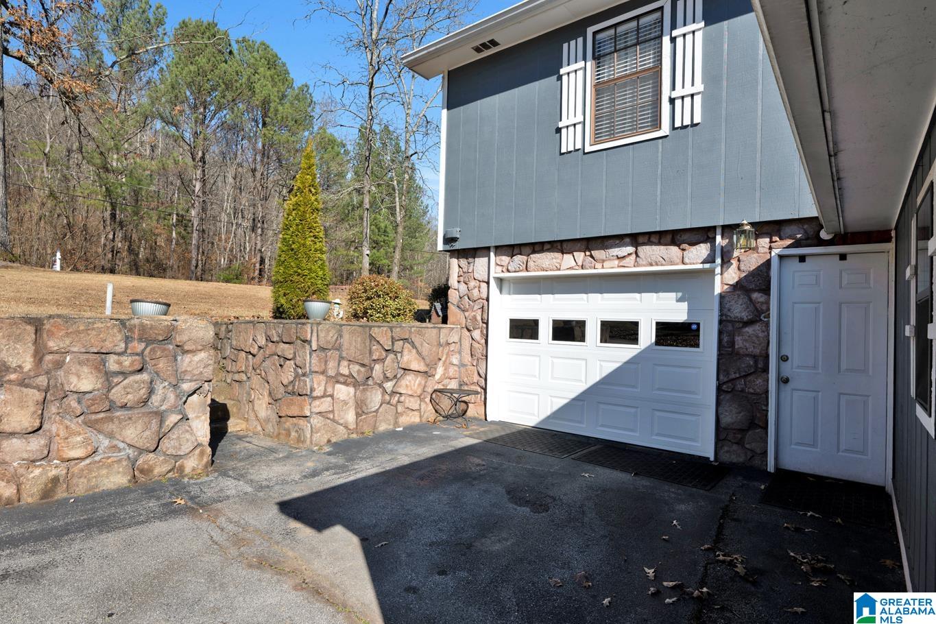 874 Mill Creek Road Warrior, AL 35180 - Photo 8 of 47