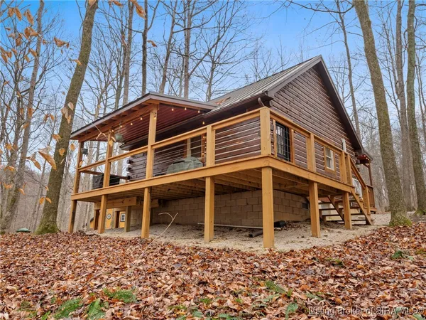 $270,000 | 10510 Deer Drive, Birdseye, IN 47513