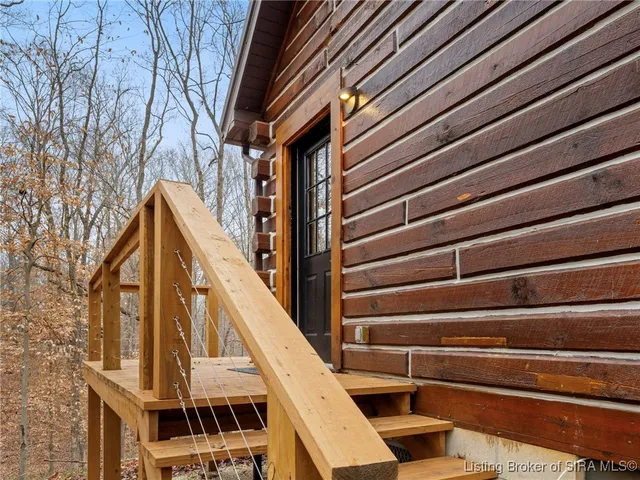 $270,000 | 10510 Deer Drive, Birdseye, IN 47513