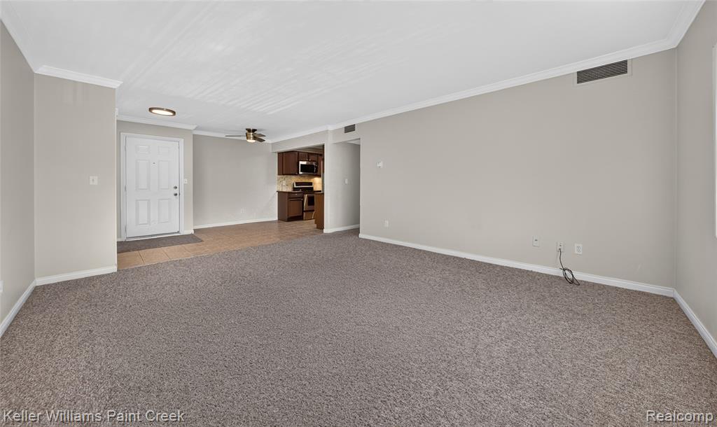 2309 Walton Boulevard, Unit 36 Rochester Hills, MI 48309 - Photo 13 of 24
