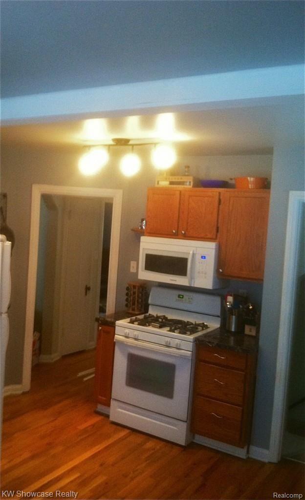 photo 4.jpg