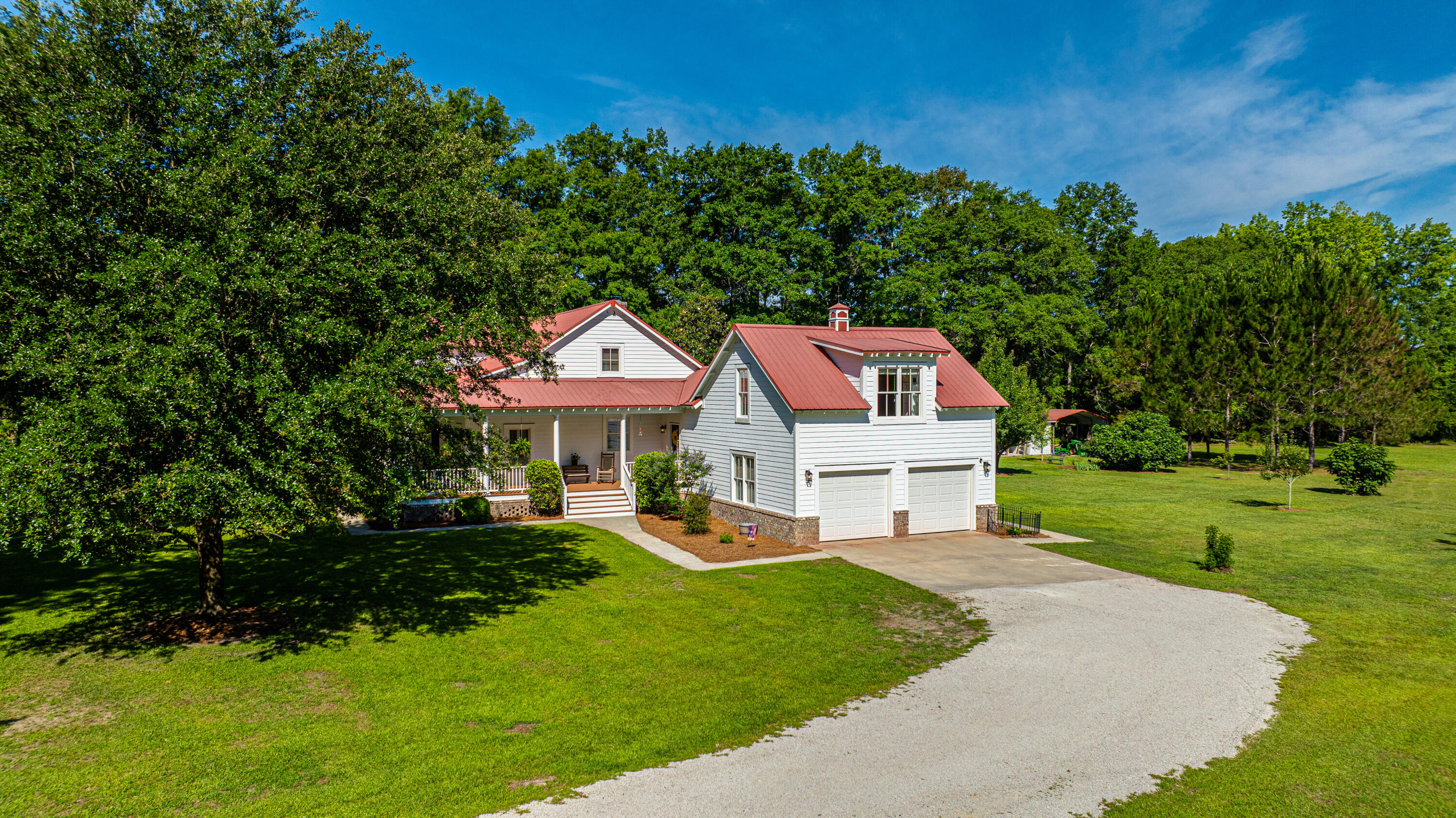 696 Ridge Road Ridgeville, SC 29472 - Photo 49 of 80 Nicely maintained driveway!
