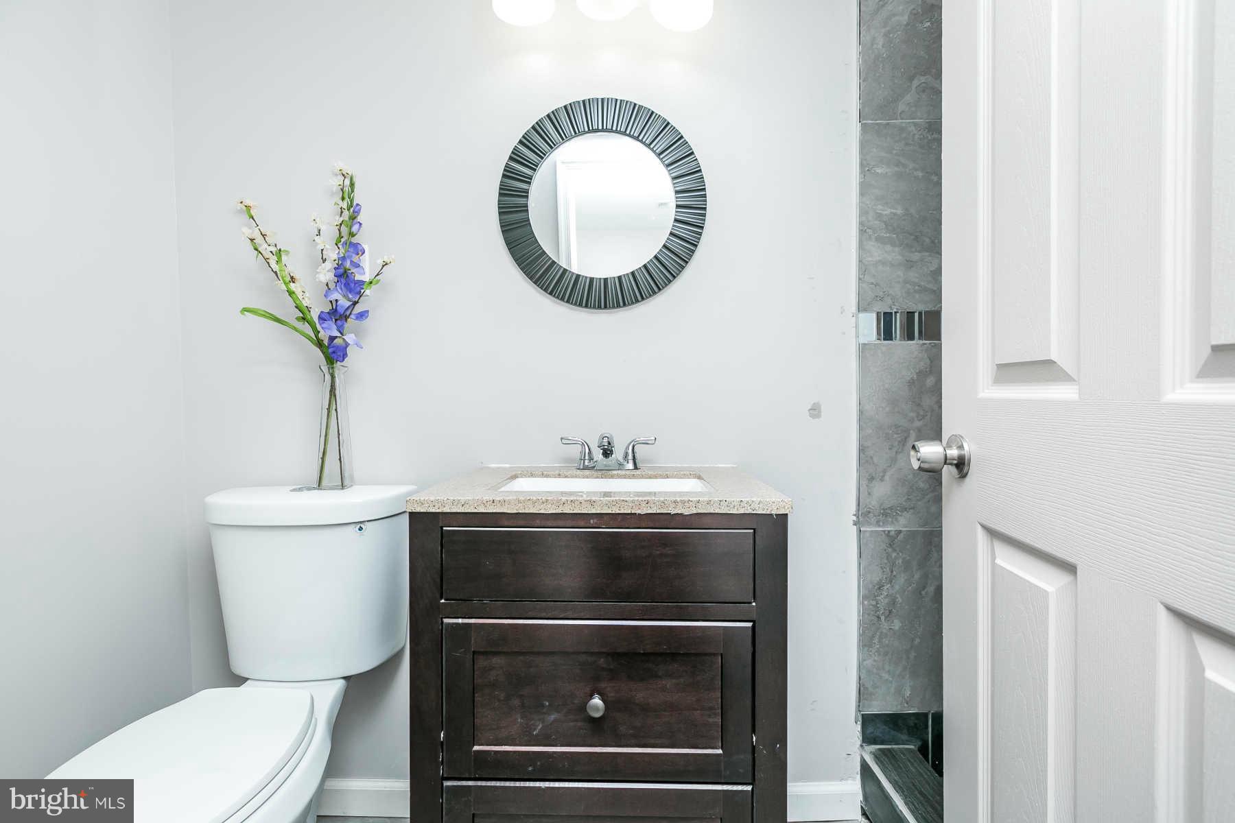 7512 Harford Road Baltimore, MD 21234 - Photo 21 of 23 Bath