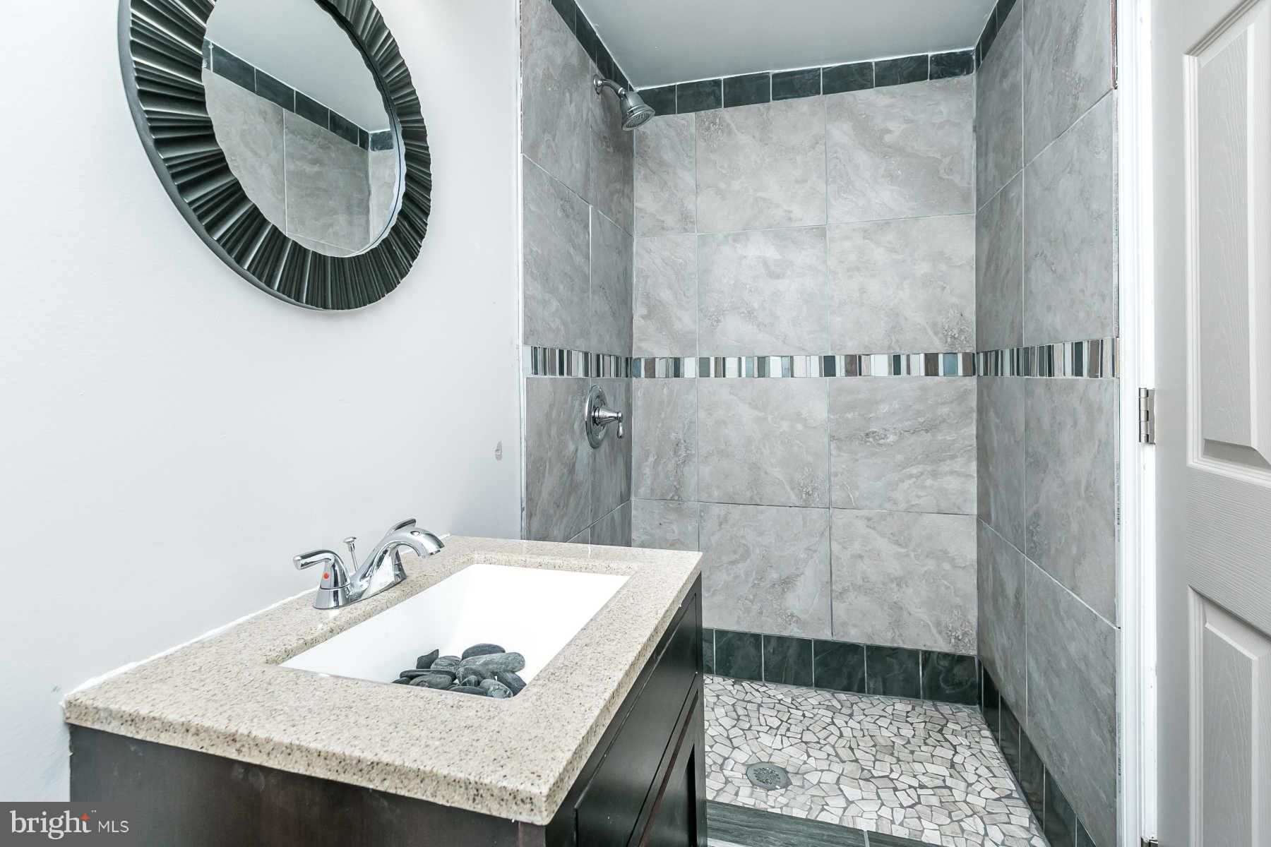7512 Harford Road Baltimore, MD 21234 - Photo 22 of 23 Bath