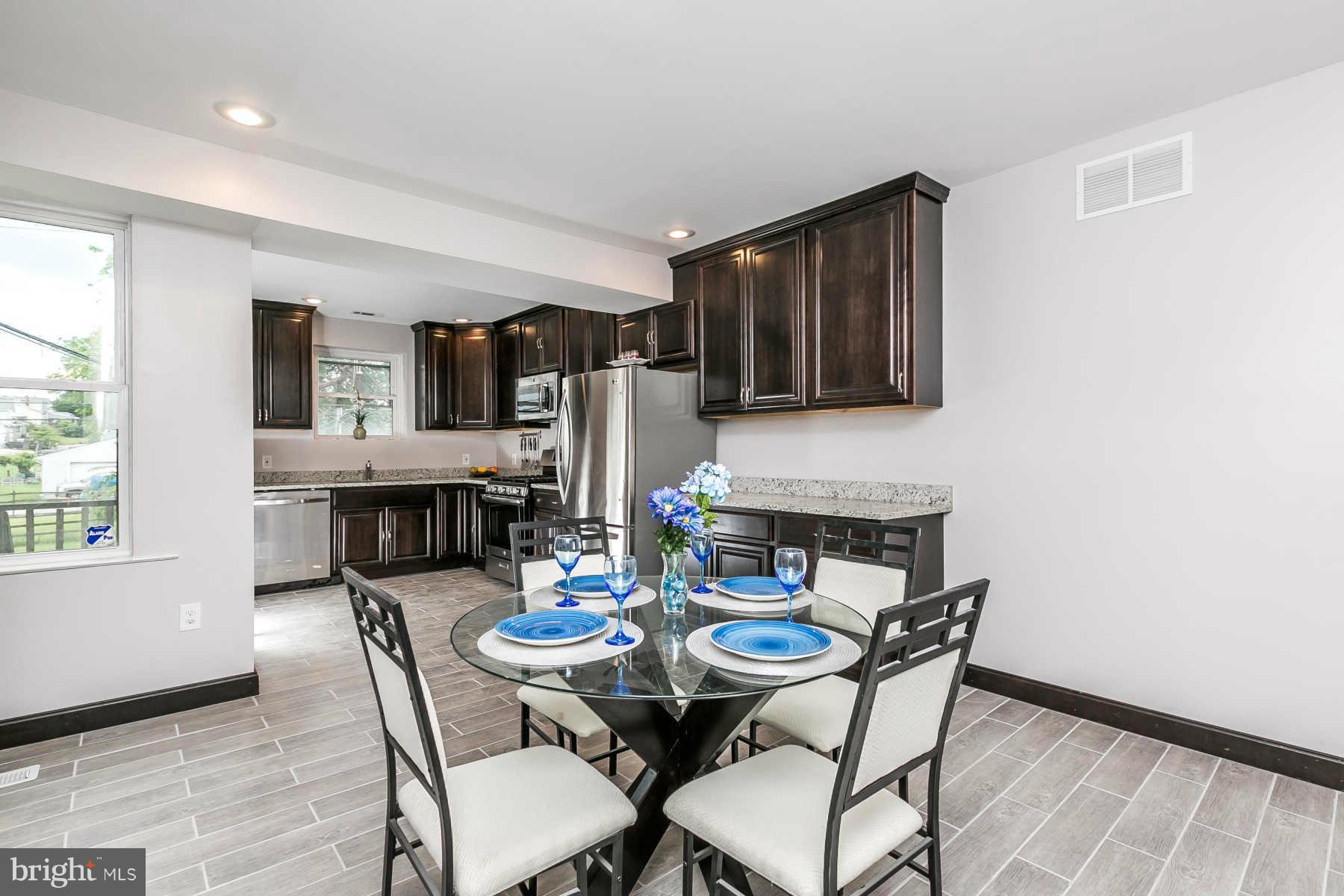 7512 Harford Road Baltimore, MD 21234 - Photo 6 of 23 Kitchen