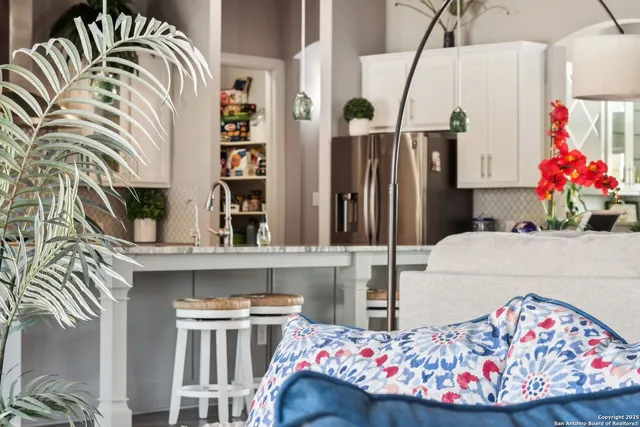 $695,000 | 31083 Charolais Way, Bulverde, TX 78163