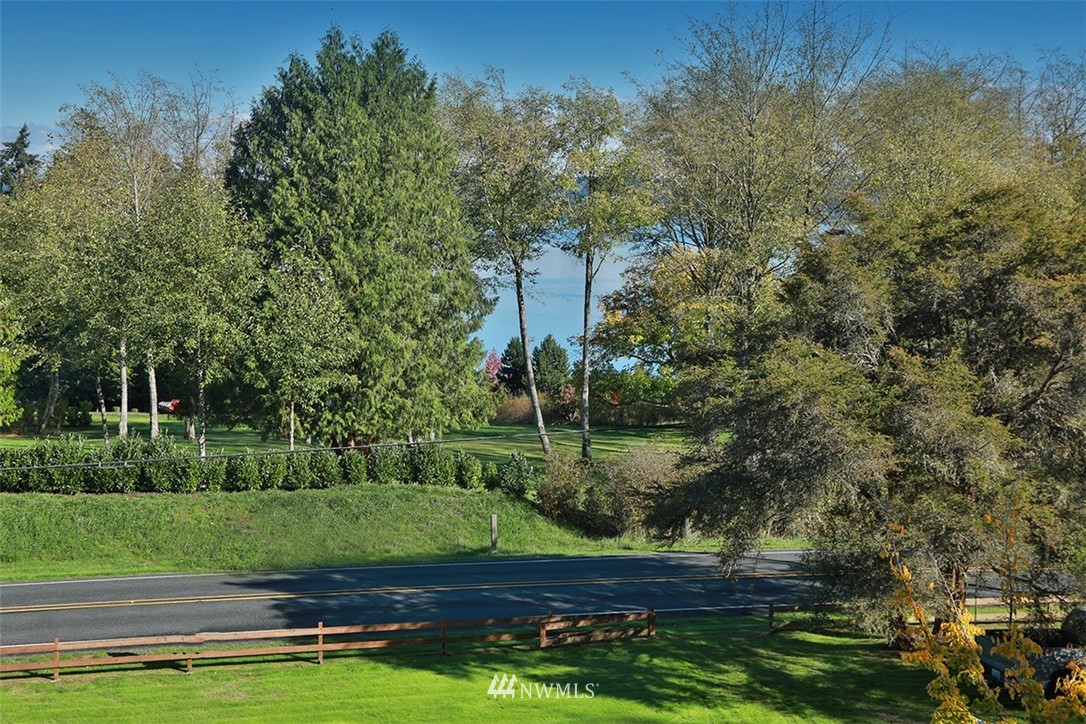 4642 Saratoga Road Langley, WA 98260 - Photo 16 of 40 Gallery Image 16