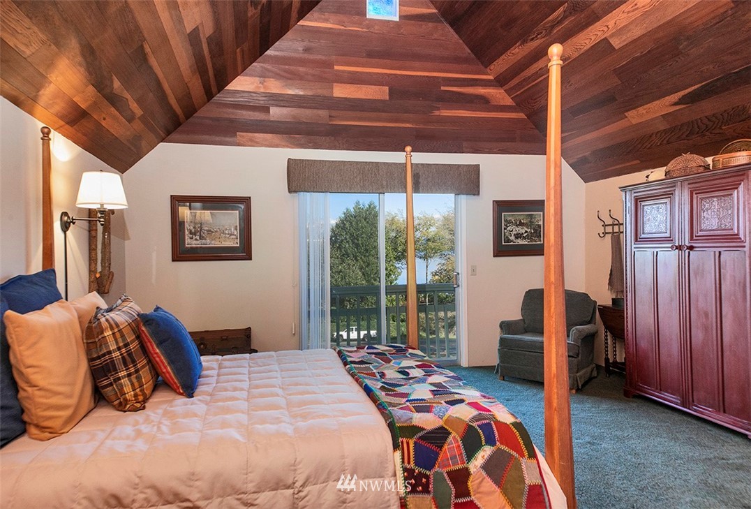 4642 Saratoga Road Langley, WA 98260 - Photo 17 of 40 Gallery Image 17