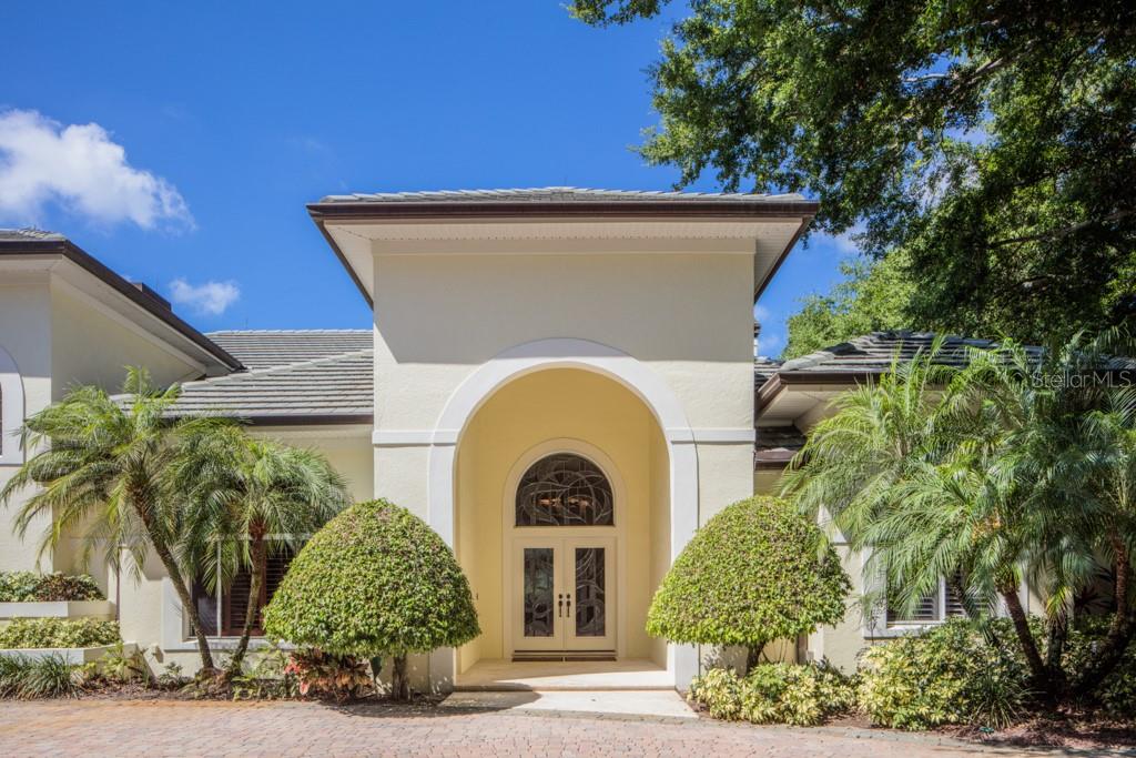 9642 McCormick Place Windermere, FL 34786 - Photo 1 of 1 a view of a bird bath