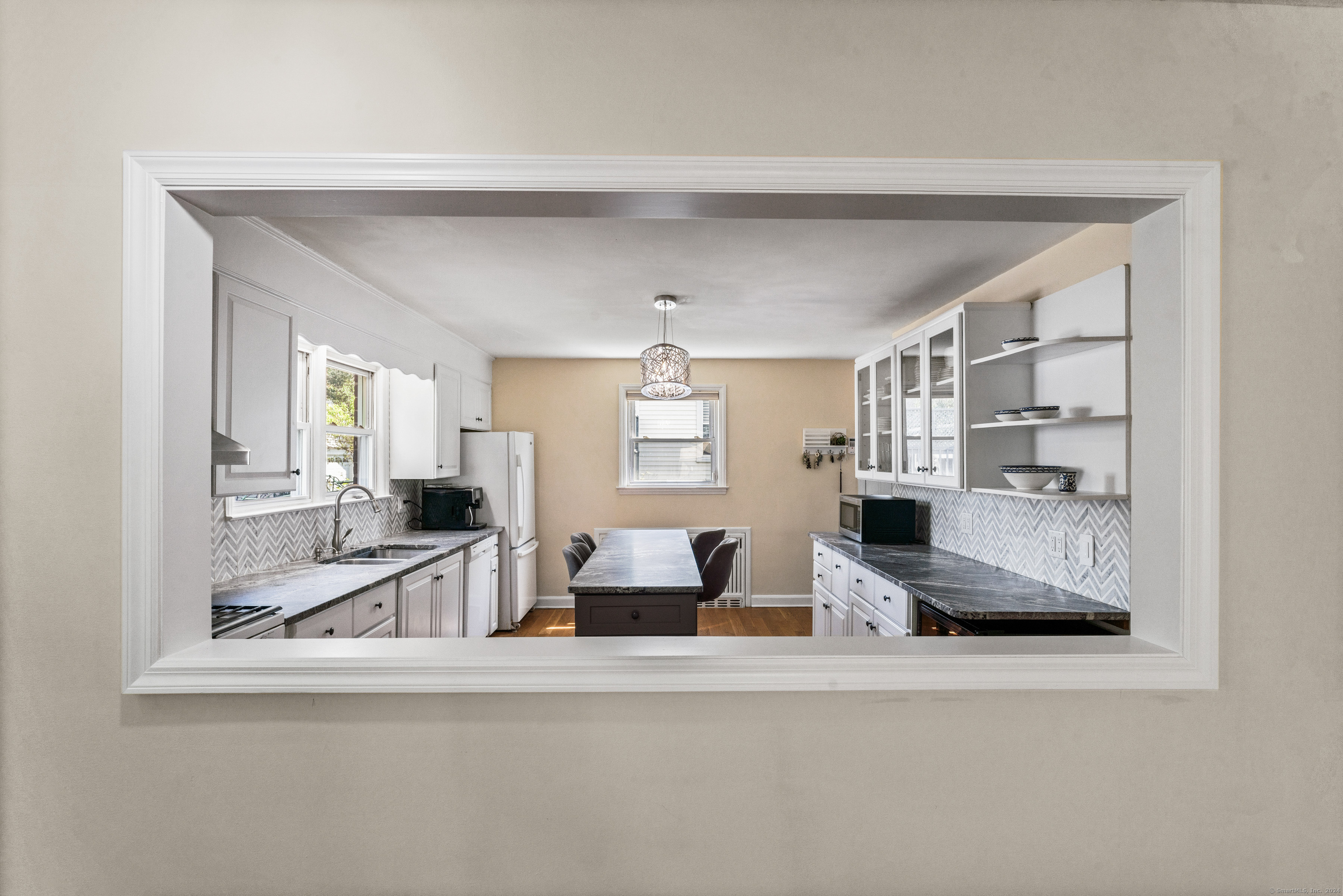 112 4th Street Stamford, CT 06905 - Photo 12 of 40