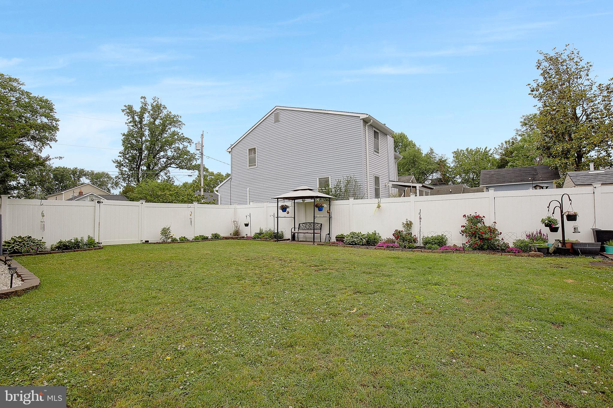 403 Venton Road Edgewater, MD 21037 - Photo 5 of 62 a view of a back yard