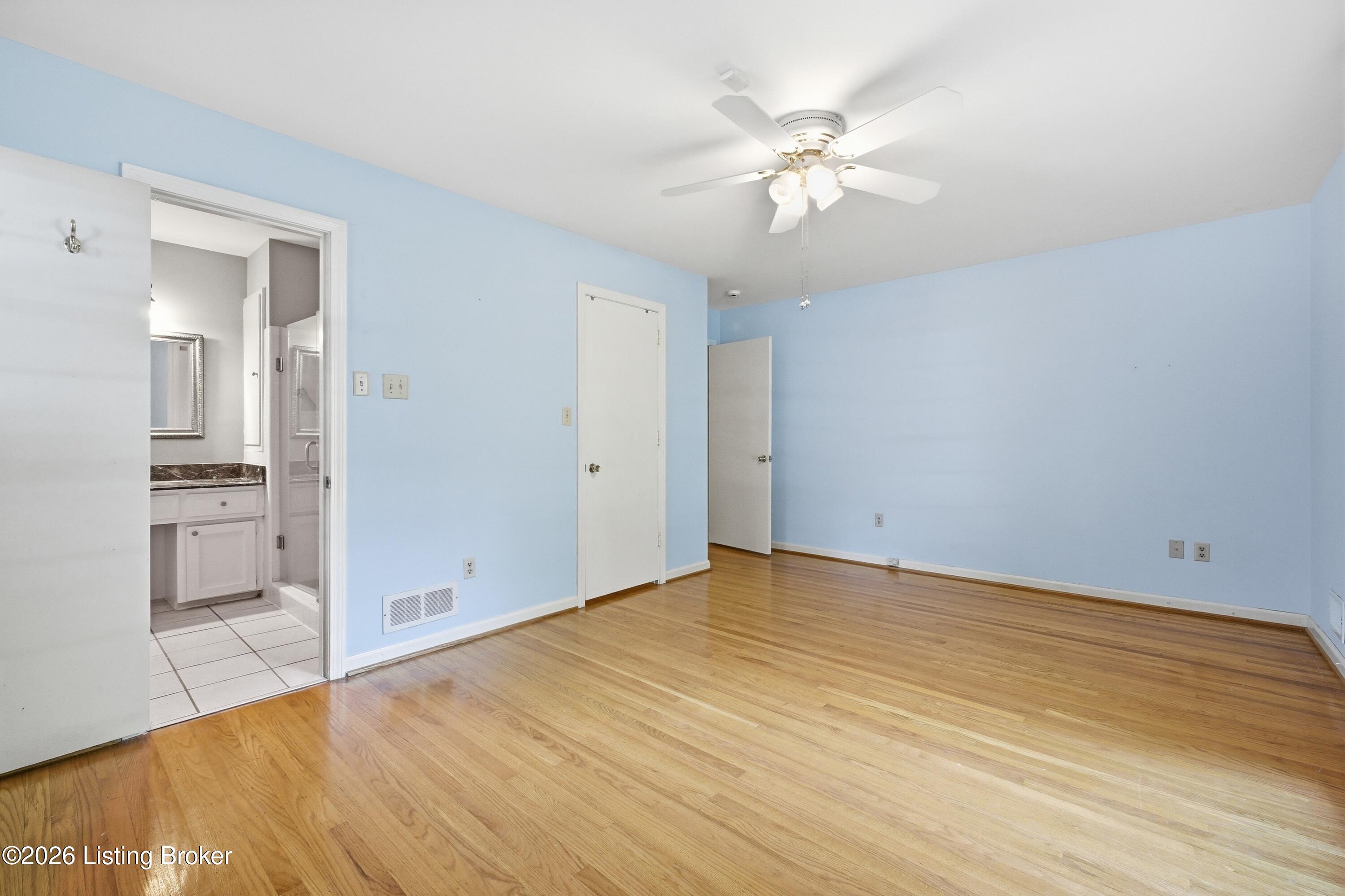 3217 Dundee Road Louisville, KY 40205 - Photo 39 of 73 31_3217dundee_louisvillerealestatemedia_