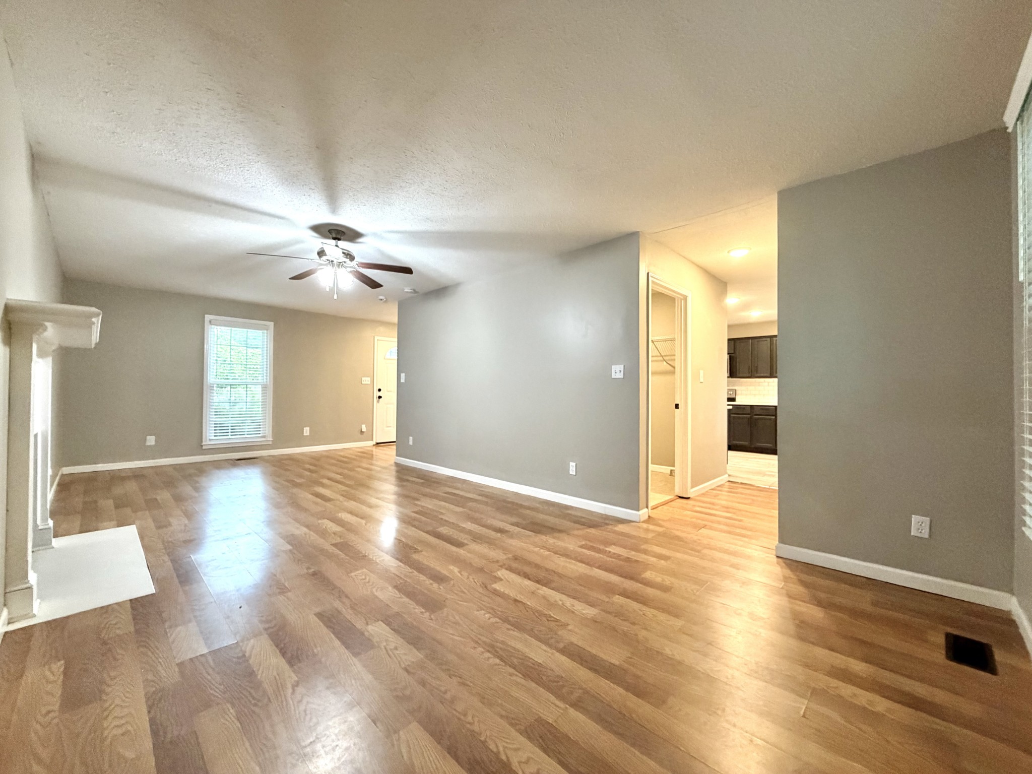 1909 Needmore Road Clarksville, TN 37042 - Photo 4 of 42