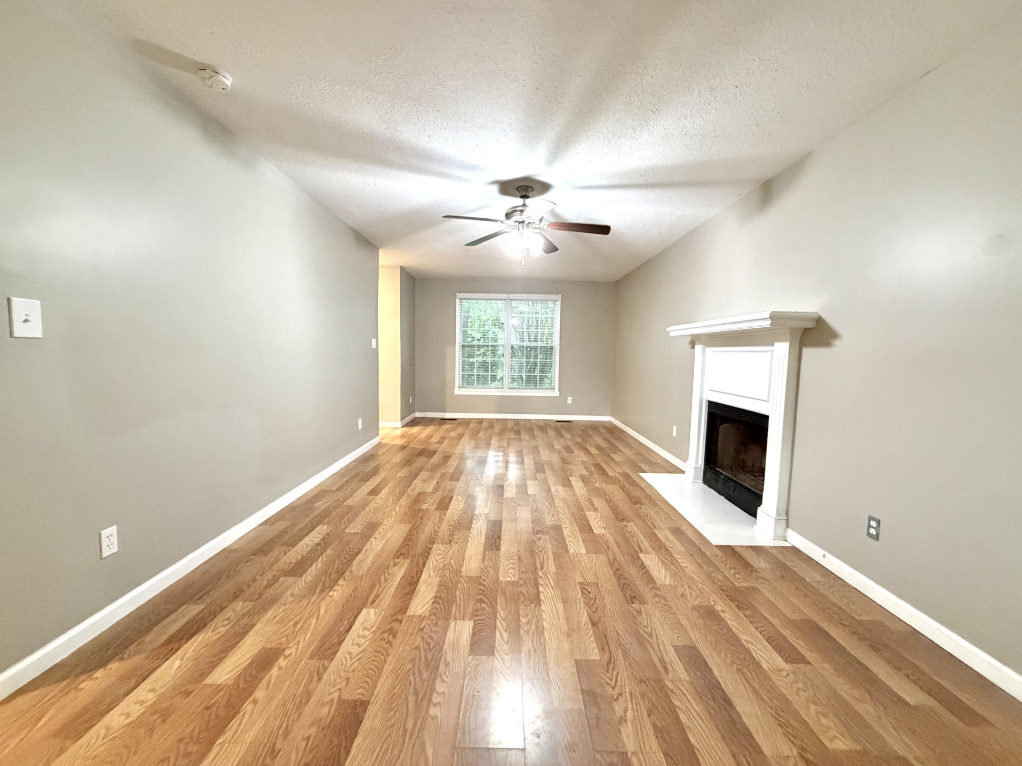 1909 Needmore Road Clarksville, TN 37042 - Photo 6 of 42
