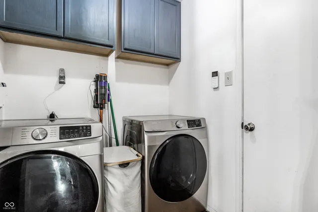 $269,900 | 1196 King Maple Drive, Greenfield, IN 46140