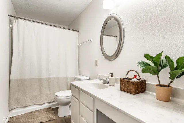 $279,000 | 1196 King Maple Drive, Greenfield, IN 46140