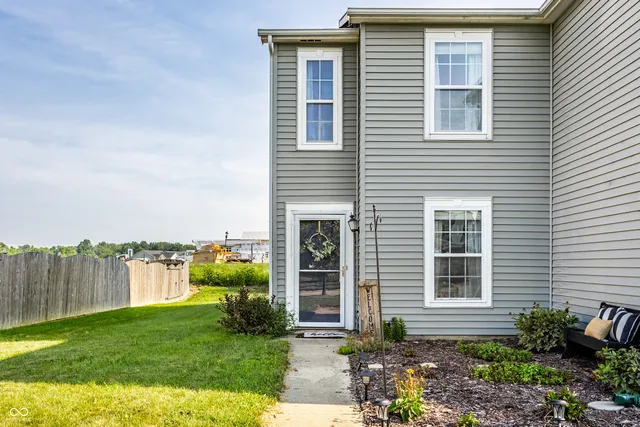 $279,000 | 1196 King Maple Drive, Greenfield, IN 46140