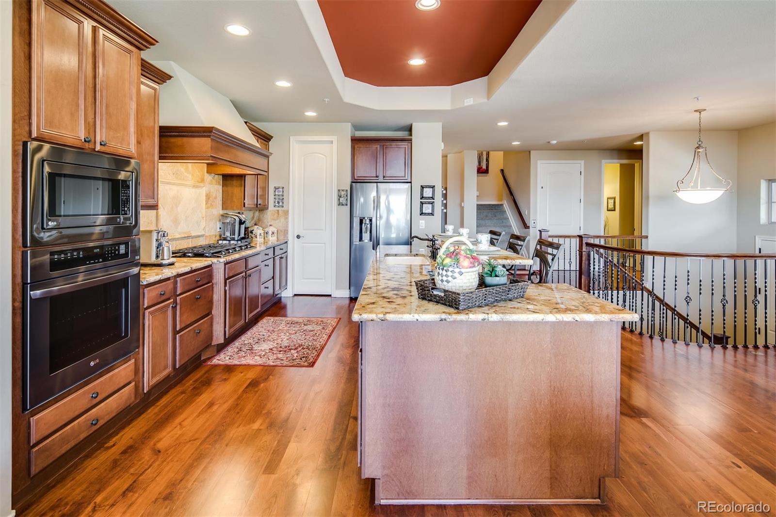 4301 Chateau Ridge Road Castle Rock, CO 80108 - Photo 6 of 34 Gallery Image 6