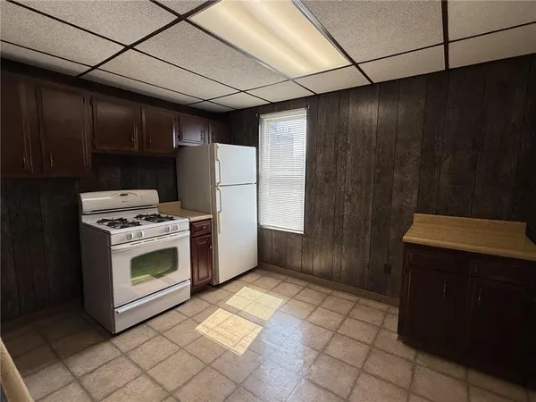 $235,000 | 31 West College Street, Canonsburg, PA 15317