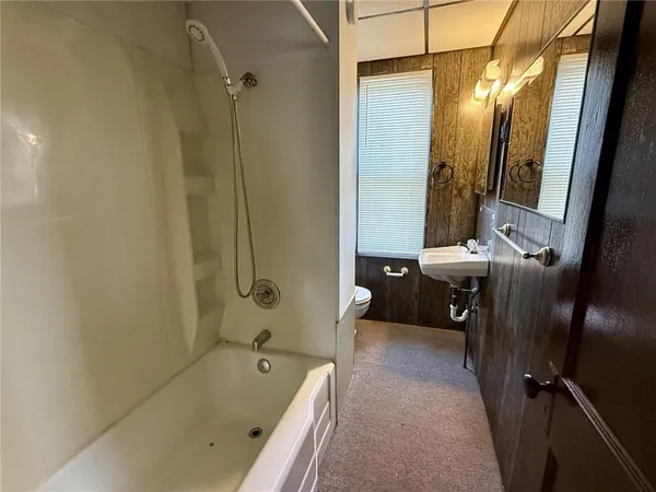 $235,000 | 31 West College Street, Canonsburg, PA 15317