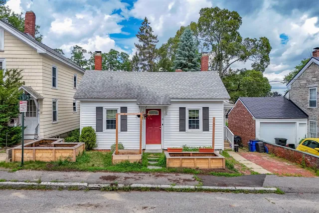 $315,000 | 8 Tremont Street, Concord, NH 03301