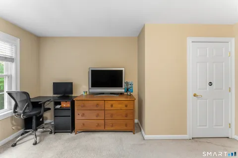 $775,000 | 29 Narragansett Trail, Newtown, CT 06482