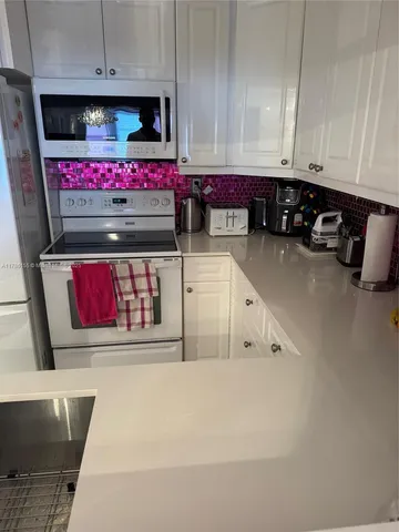 $159,000 | 5621 Southwest 2nd Court, Unit 116, Margate, FL 33068