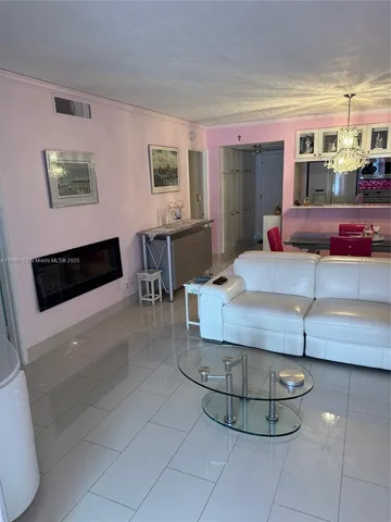 $159,000 | 5621 Southwest 2nd Court, Unit 116, Margate, FL 33068