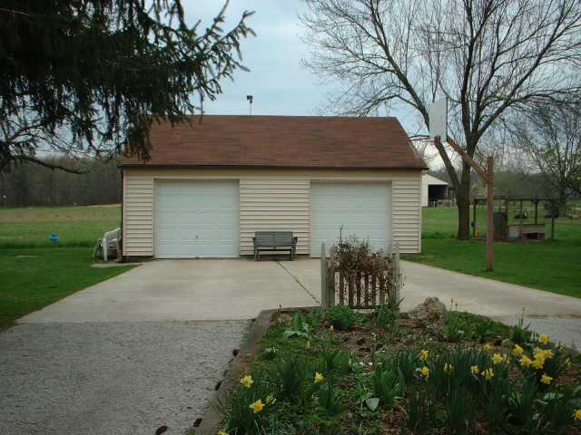 6787 Dustin Road Galena, OH 43021 - Photo 2 of 4