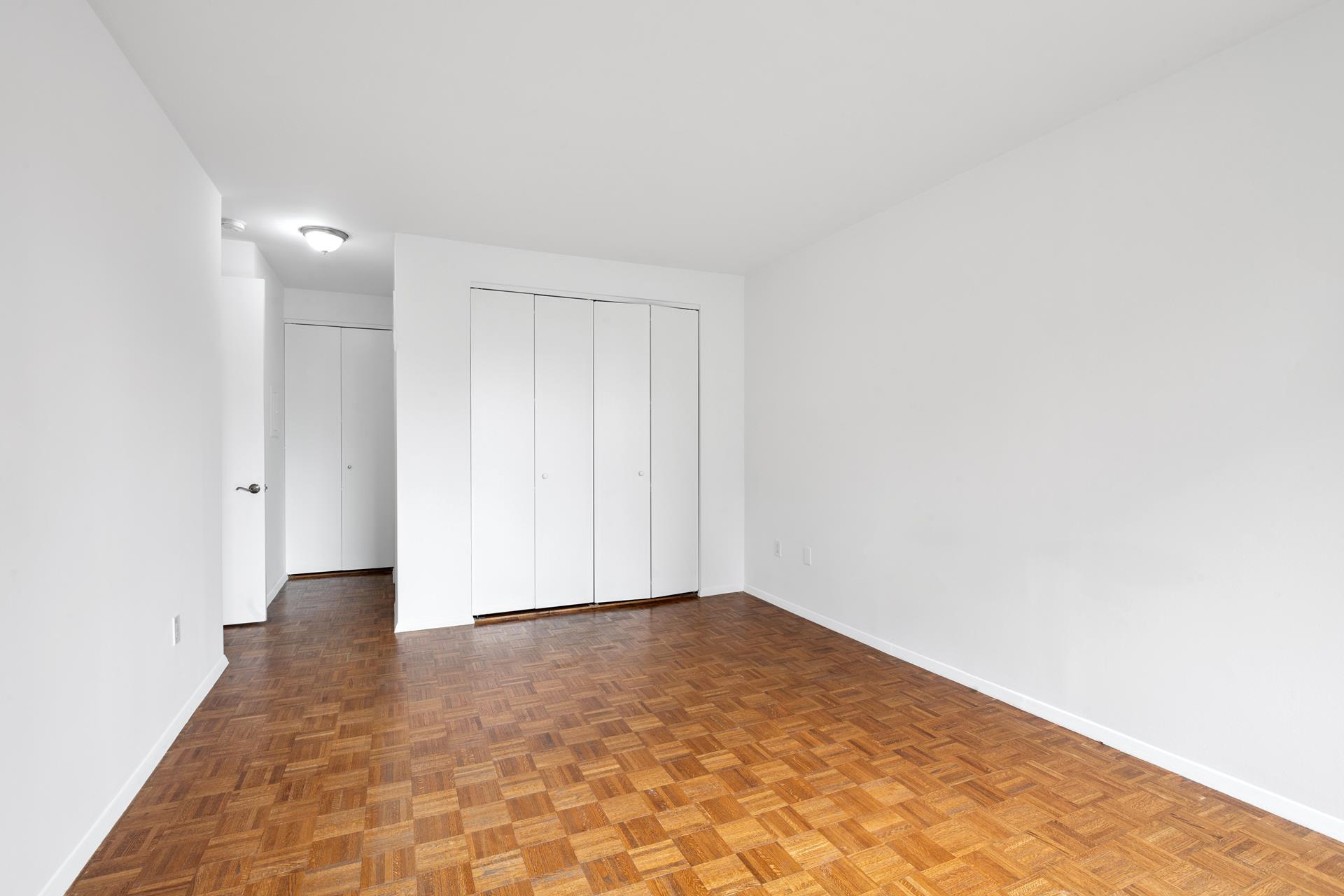 2000 Broadway, Unit 11F Manhattan, NY 10023 - Photo 5 of 13