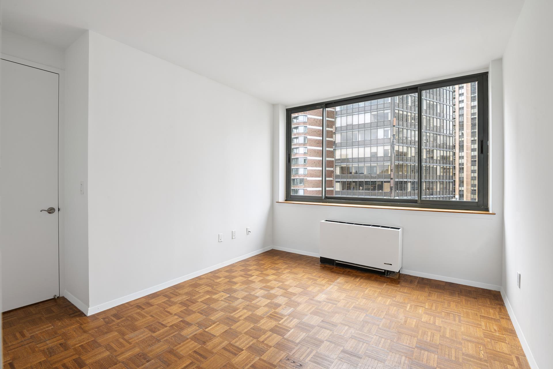 2000 Broadway, Unit 11F Manhattan, NY 10023 - Photo 7 of 13