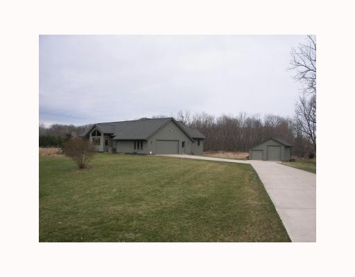 736 South Freer Road Chelsea, MI 48118 - Photo 7 of 10 Photo 7