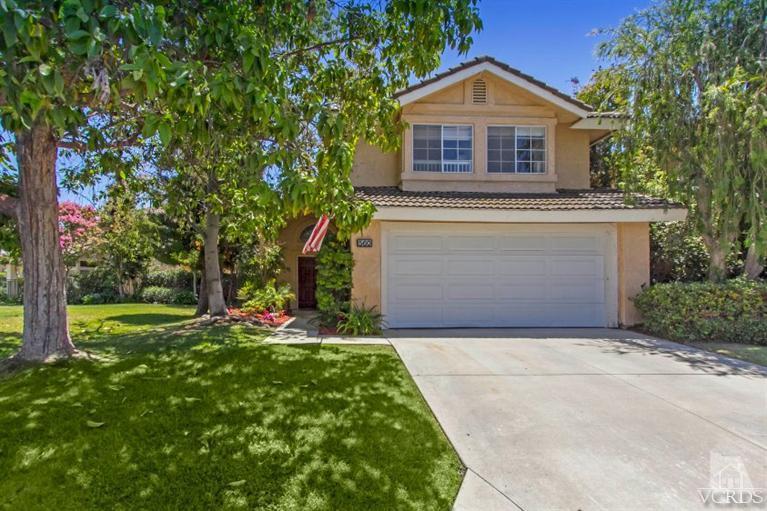 560 Fairfield Road Simi Valley, CA 93065 - Photo 1 of 32 a front view of a house with garden
