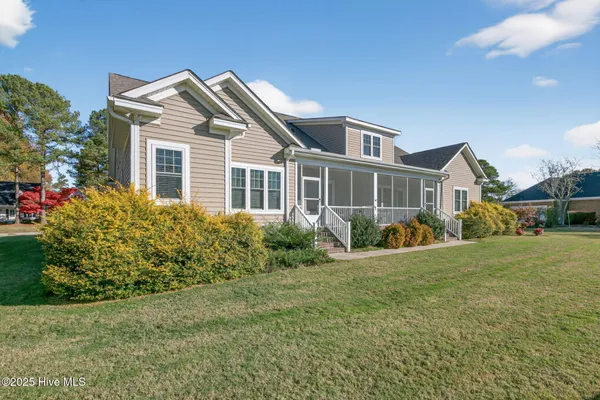 $565,000 | 4915 Country Club Drive North, Wilson, NC 27896