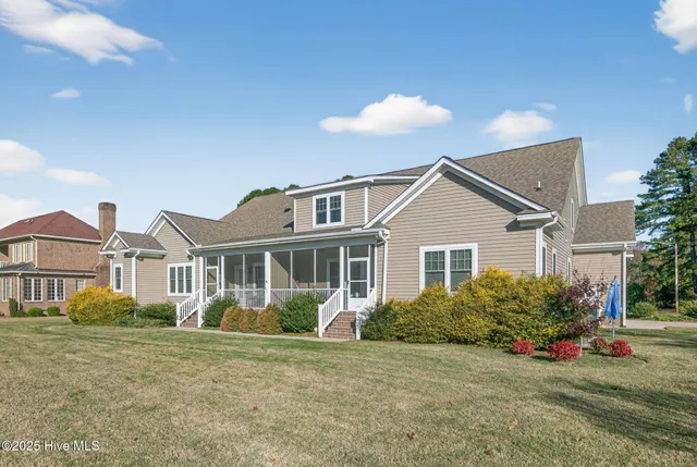 $565,000 | 4915 Country Club Drive North, Wilson, NC 27896