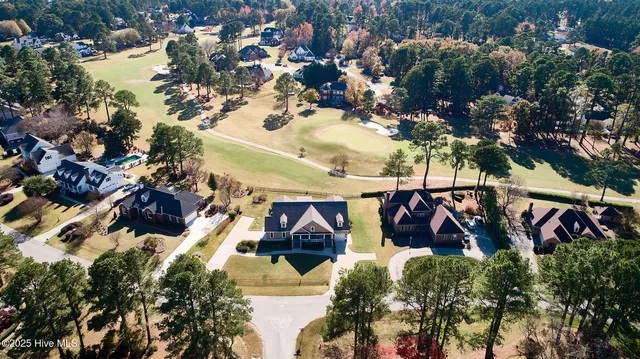 $565,000 | 4915 Country Club Drive North, Wilson, NC 27896