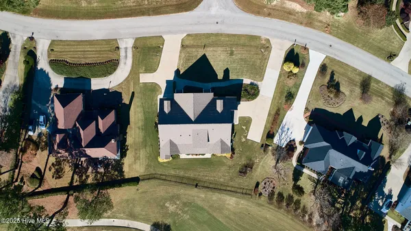 $565,000 | 4915 Country Club Drive North, Wilson, NC 27896