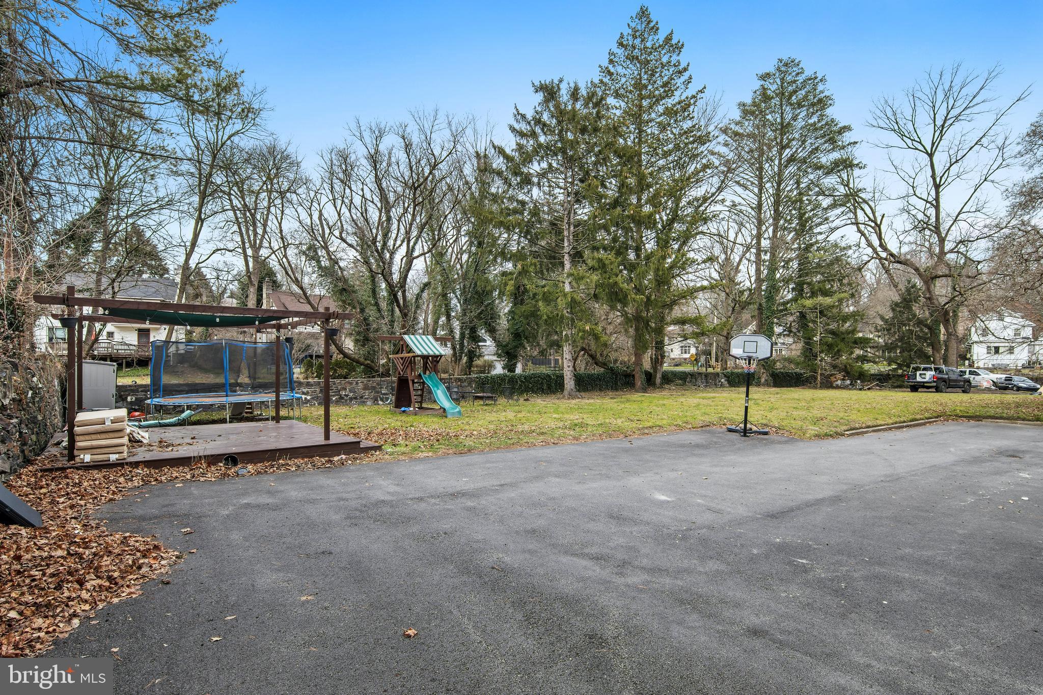 547 Church Road Elkins Park, PA 19027 - Photo 5 of 54 Backyard