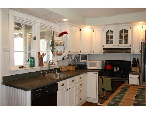 406 River Road Woolwich, ME 04579 - Photo 3 of 16 Kitchen.