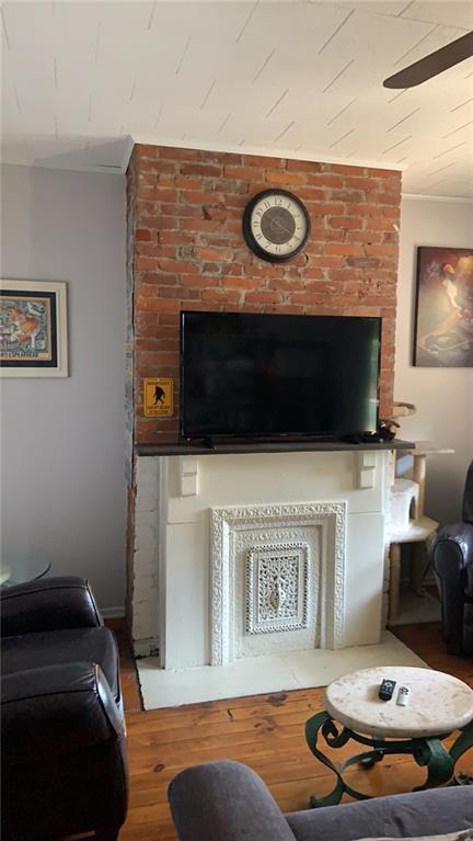 4 Neff Street Pittsburgh, PA 15211 - Photo 6 of 12 a living room with furniture and a flat screen tv