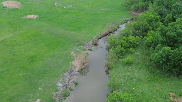 $25,000,000 | 3501 County Road 409, Taylor, TX 76574