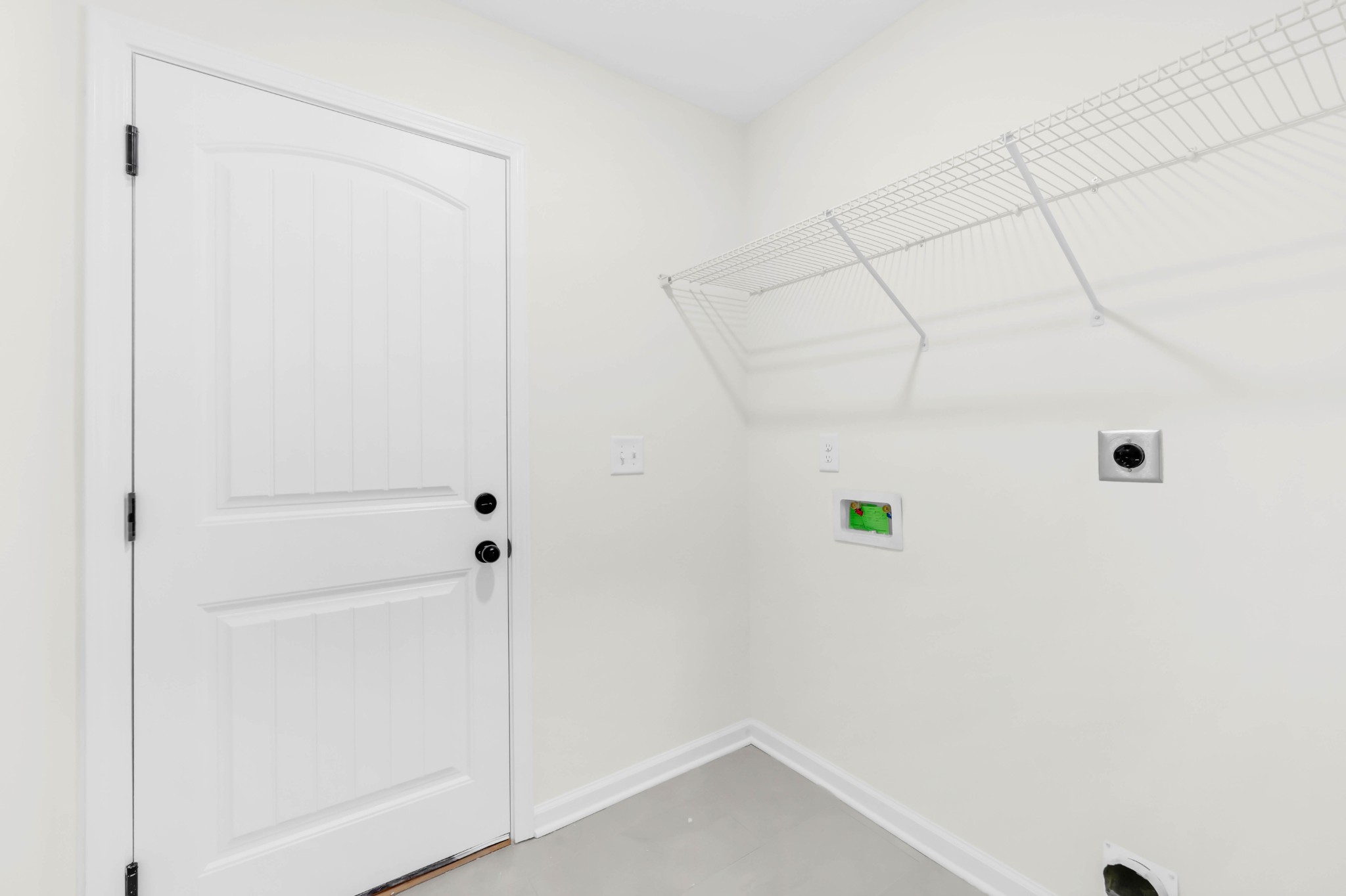 2555 Rafiki Drive Clarksville, TN 37042 - Photo 19 of 42 a view of a small space