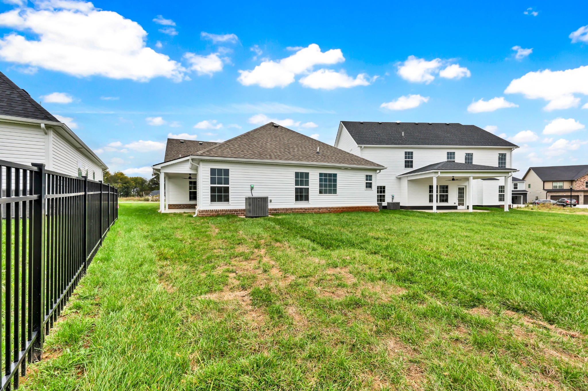 2555 Rafiki Drive Clarksville, TN 37042 - Photo 37 of 42 a front view of a house with a yard