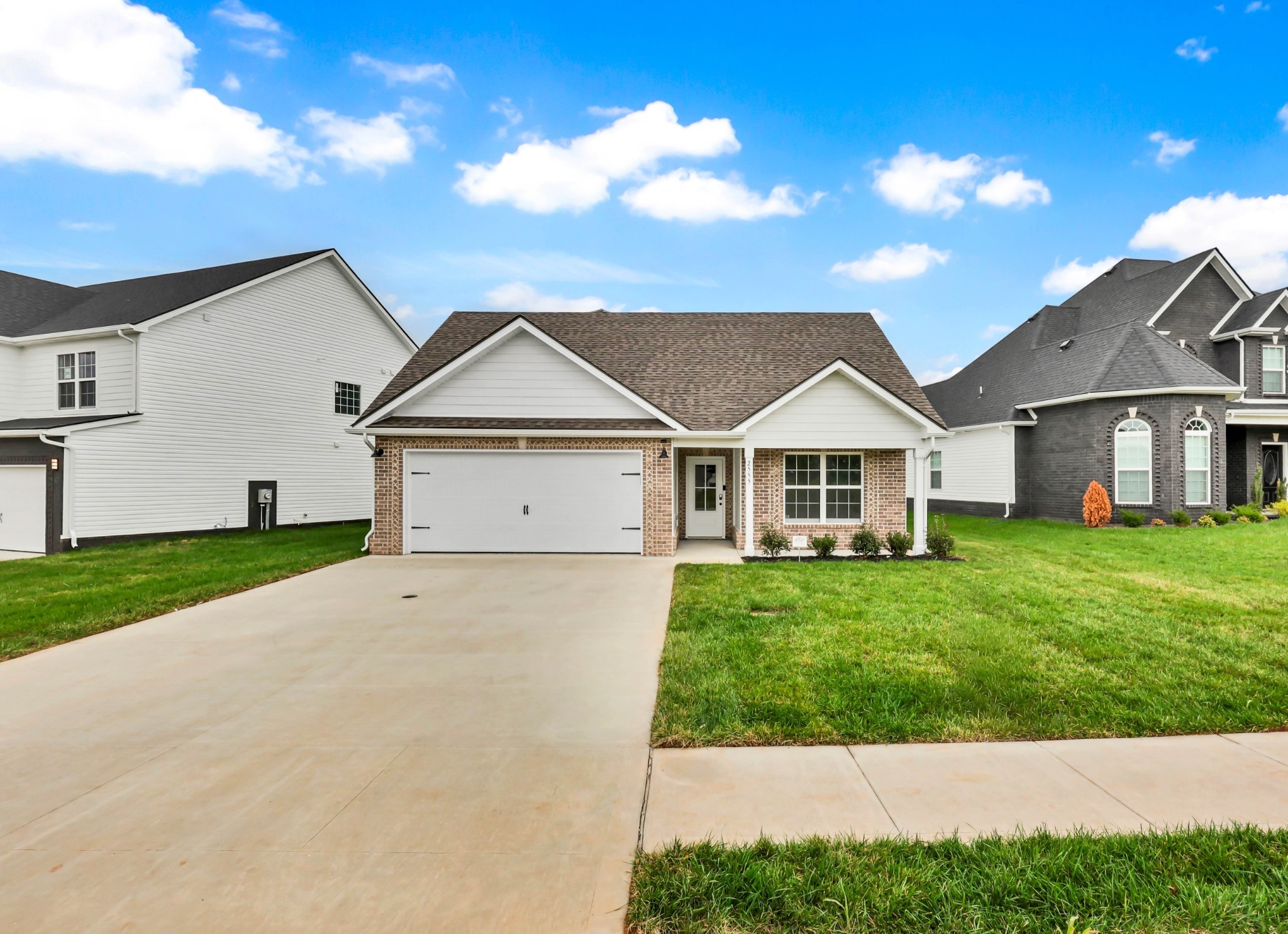 2555 Rafiki Drive Clarksville, TN 37042 - Photo 4 of 42 a view of house with garden