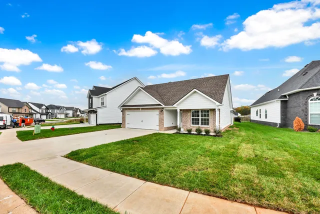 $359,900 | 2555 Rafiki Drive, Clarksville, TN 37042