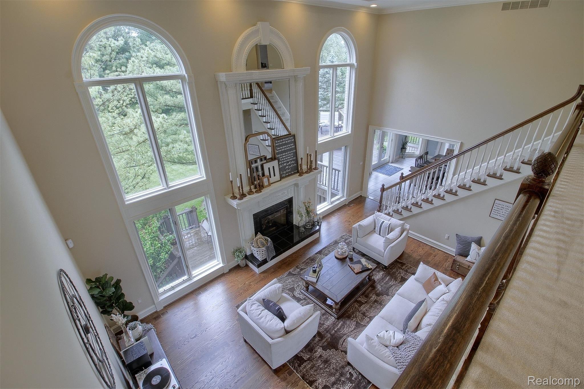 4446 Southacre Lane Rochester, MI 48306 - Photo 24 of 70 24-Family Room From Above.jpg