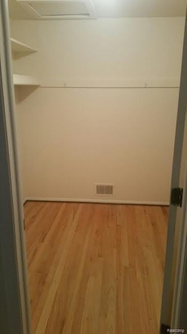 4954 Green Road West Bloomfield, MI 48323 - Photo 10 of 21 Green7.jpg