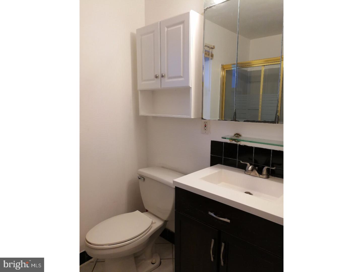 12513 Fedor Road Philadelphia, PA 19154 - Photo 18 of 21 Bathroom